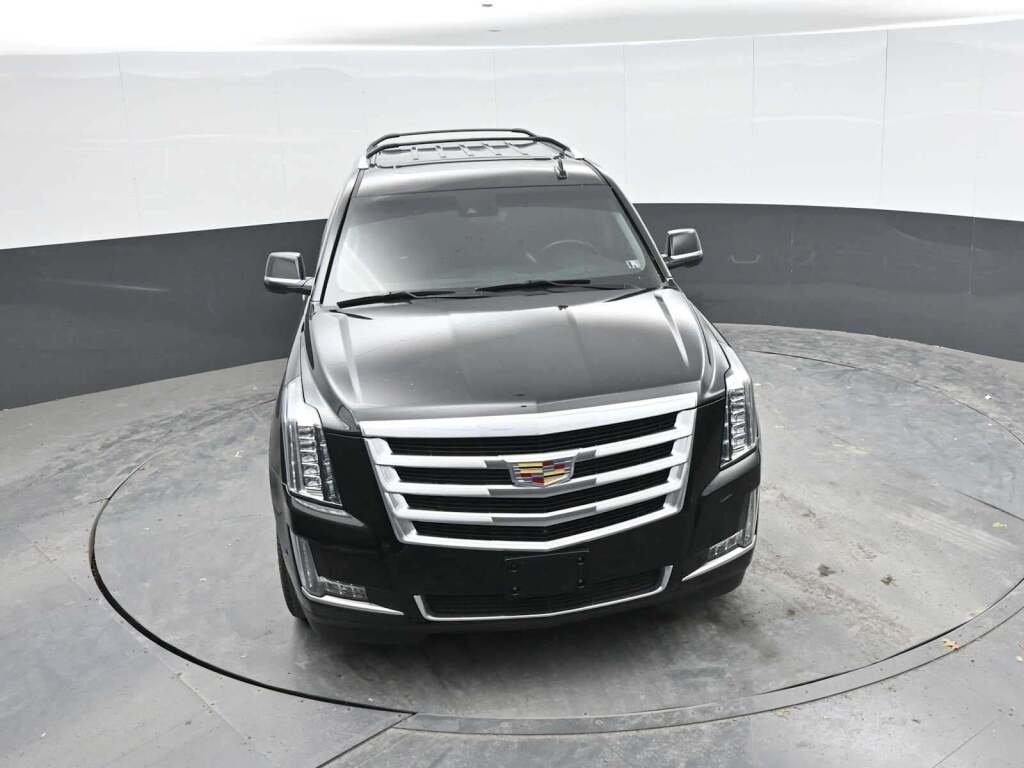 2018 Cadillac Escalade ESV Luxury