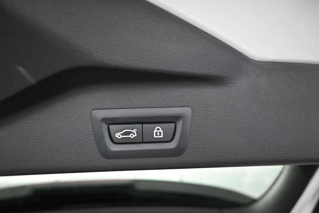 2022 BMW X5 PHEV xDrive45e