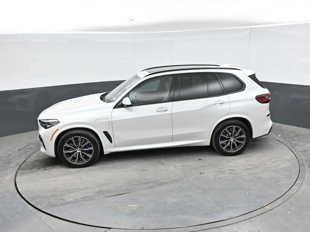2022 BMW X5 PHEV xDrive45e