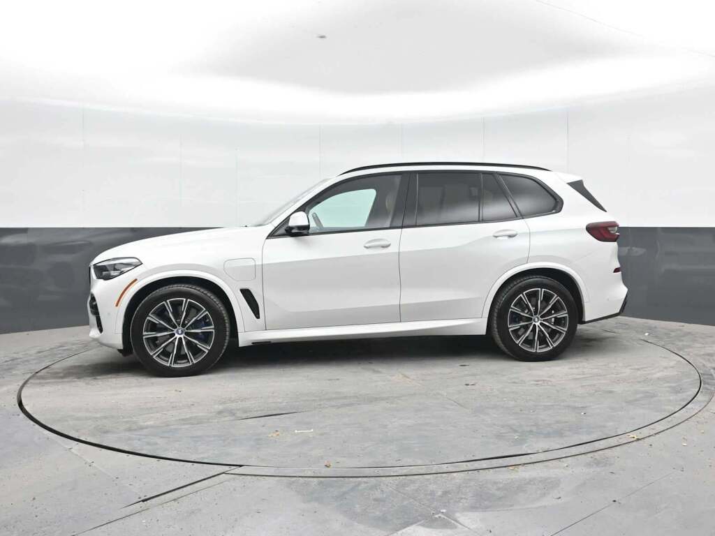 2022 BMW X5 PHEV xDrive45e