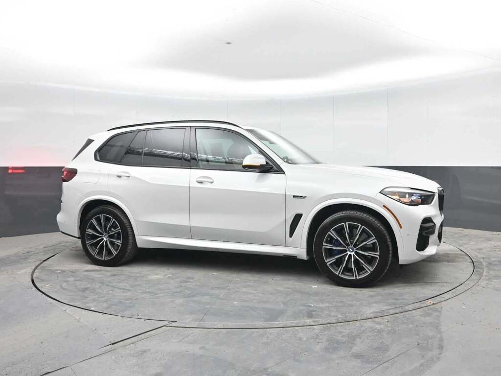 2022 BMW X5 PHEV xDrive45e