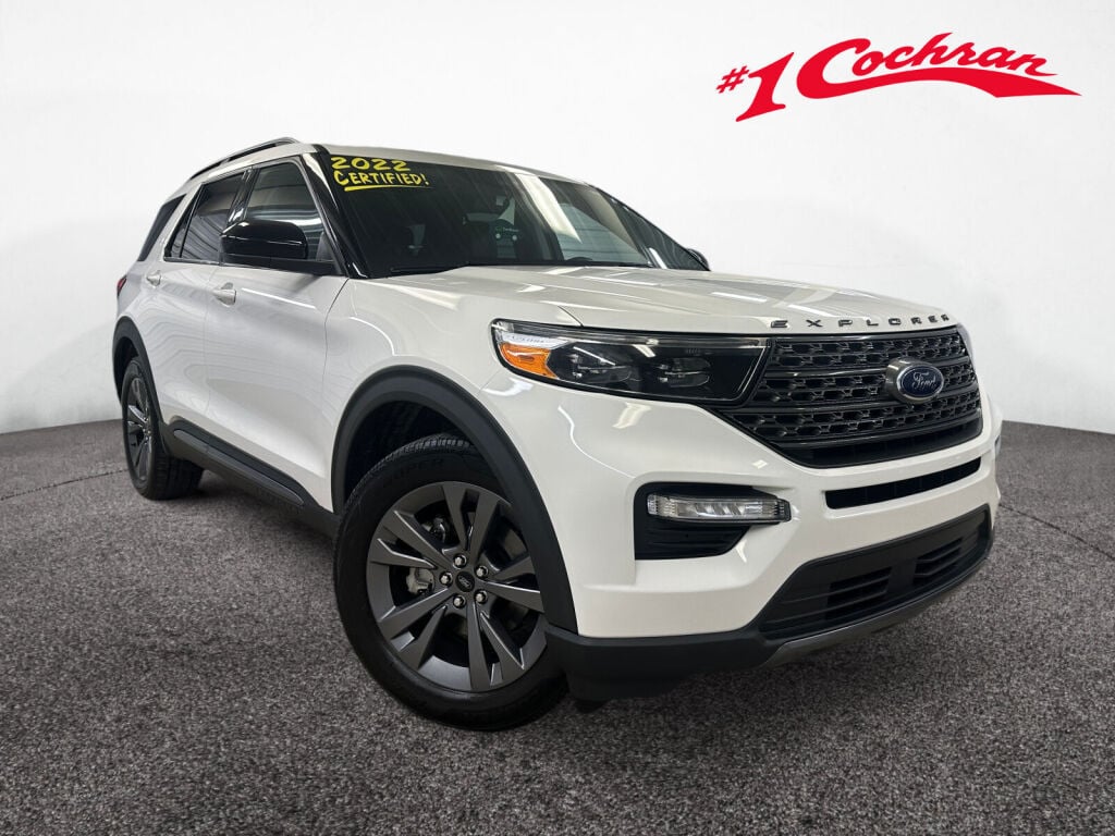 Star White Metallic Tri-Coat 2022 Ford Explorer SUV / Crossover All-Wheel Drive Automatic