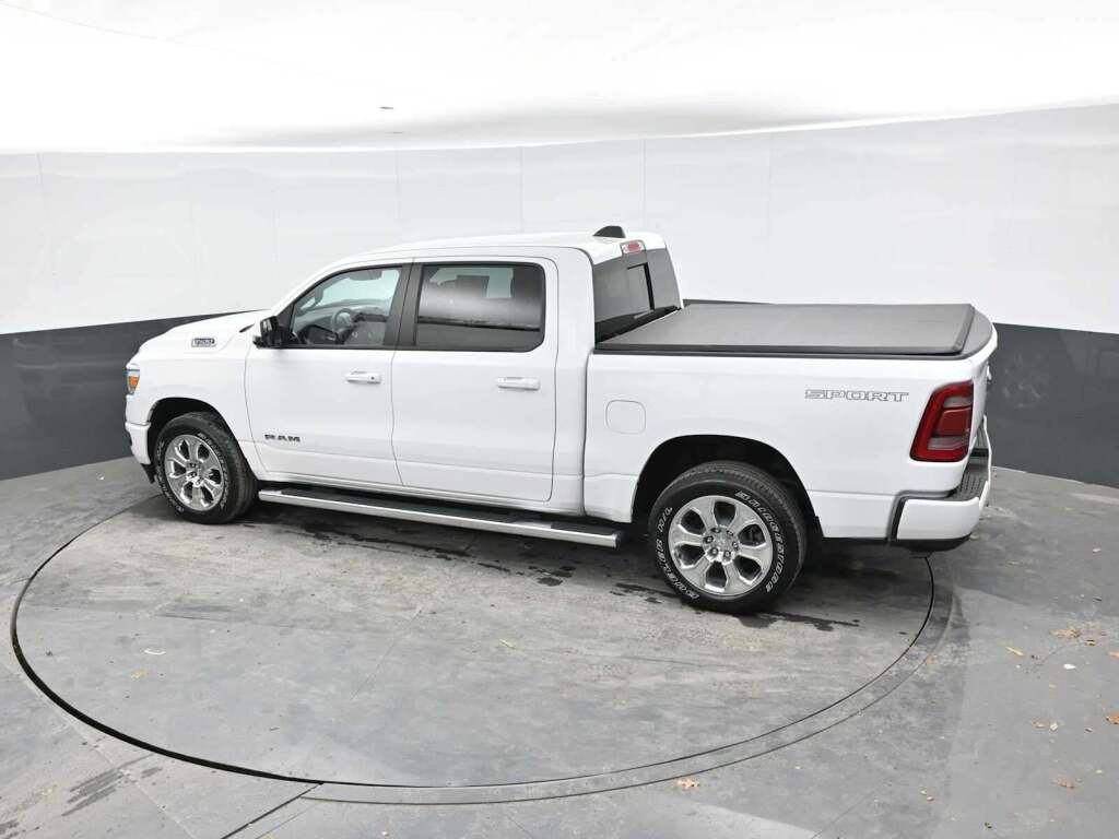 2023 Ram 1500 Big Horn Crew Cab 4x4 5'7" Box