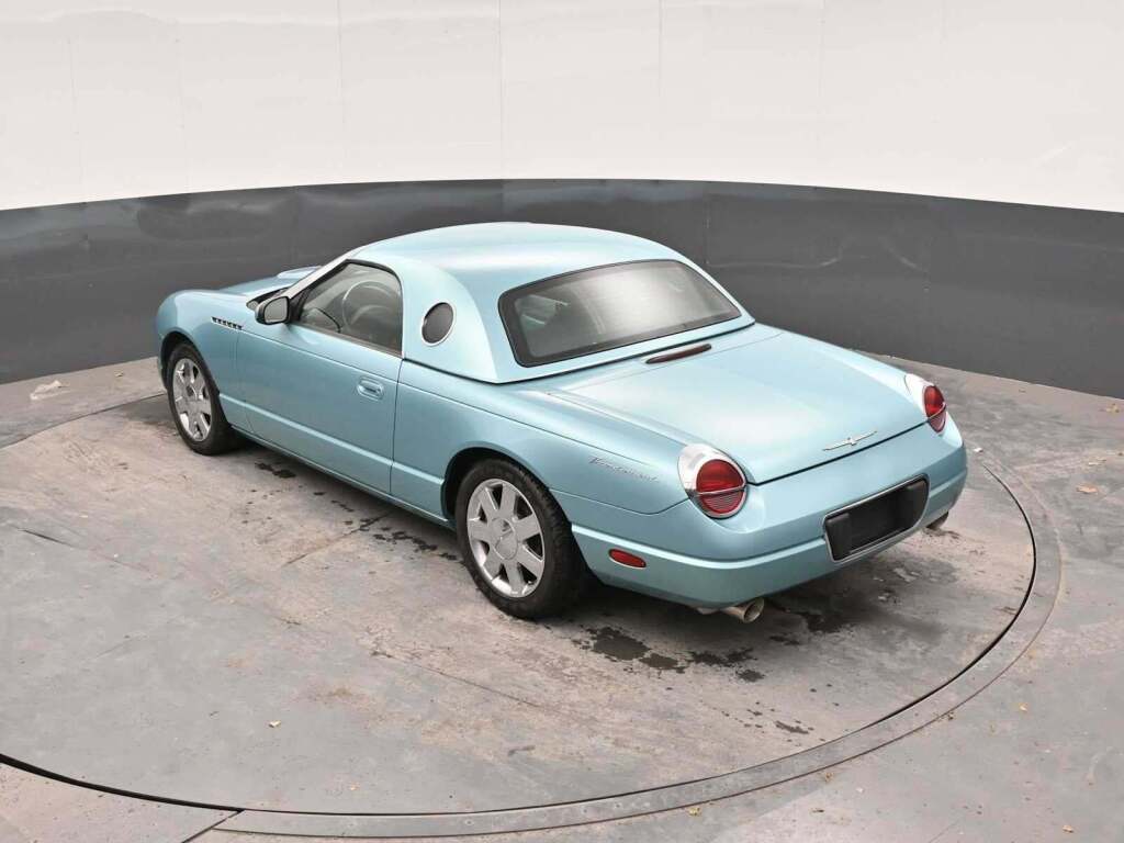 2002 Ford Thunderbird Deluxe