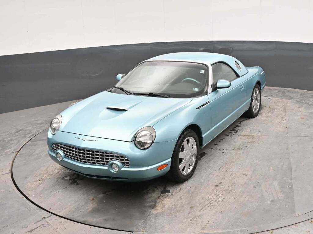 2002 Ford Thunderbird Deluxe