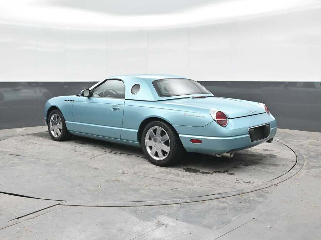2002 Ford Thunderbird Deluxe
