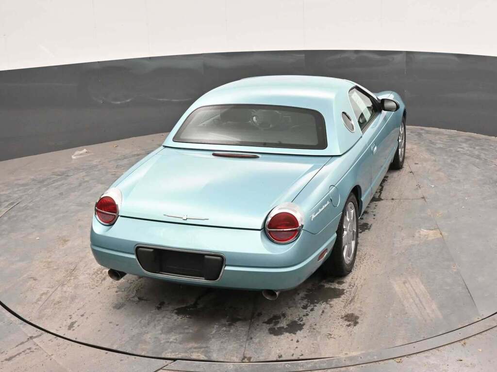 2002 Ford Thunderbird Deluxe