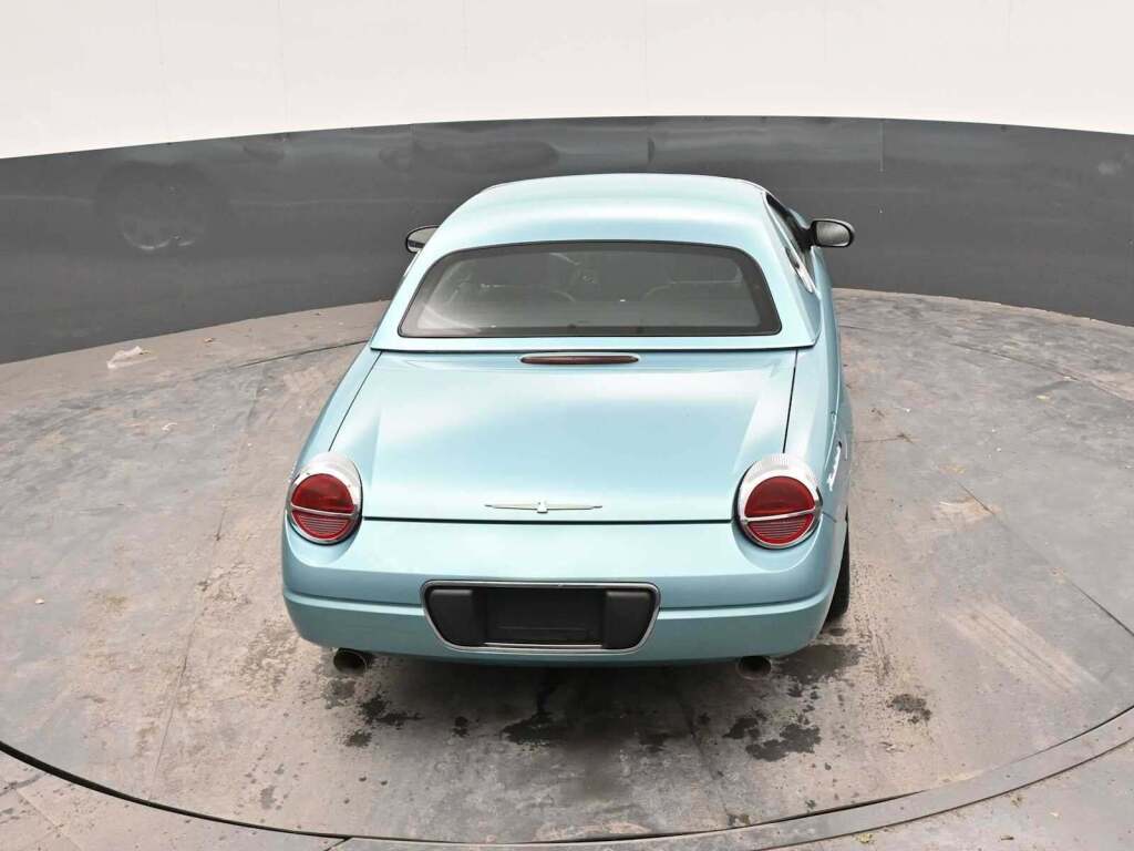2002 Ford Thunderbird Deluxe