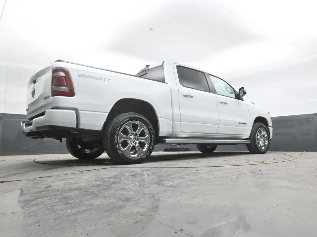 2023 Ram 1500 Big Horn Crew Cab 4x4 5'7" Box
