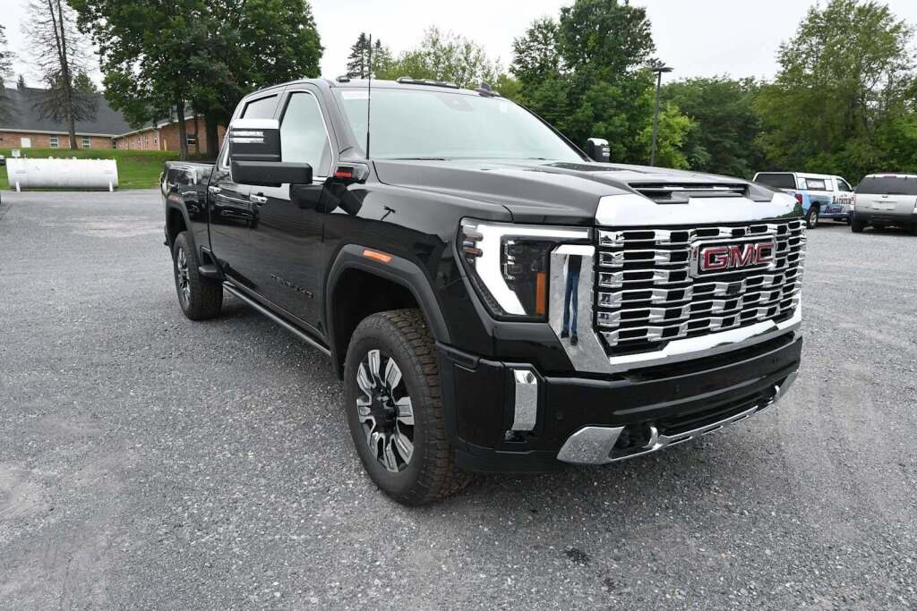 2026 GMC Sierra 2500 HD Denali