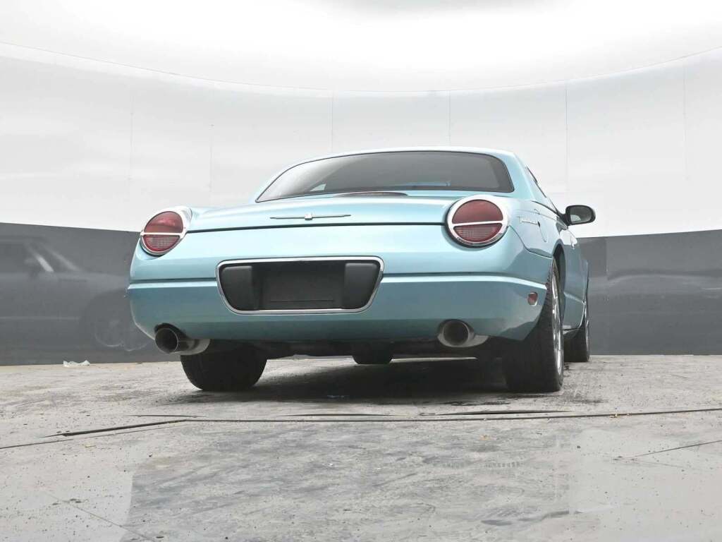 2002 Ford Thunderbird Deluxe