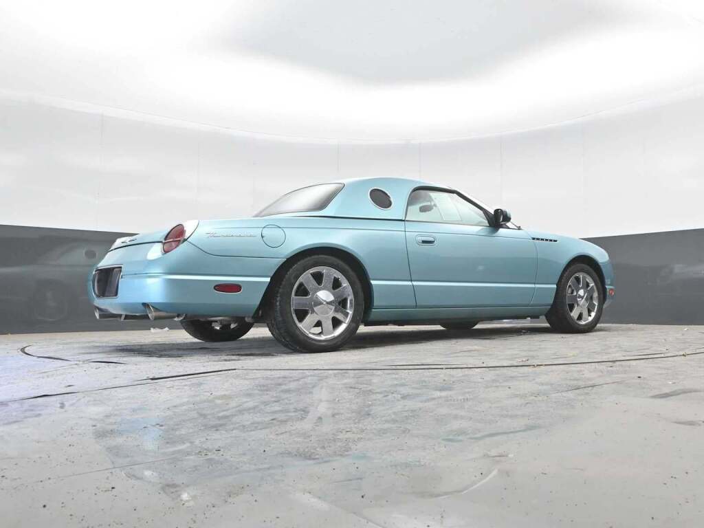 2002 Ford Thunderbird Deluxe