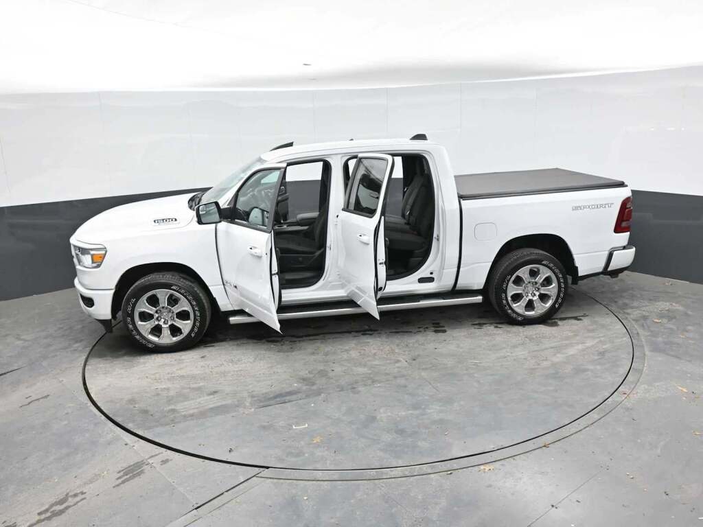 2023 Ram 1500 Big Horn Crew Cab 4x4 5'7" Box