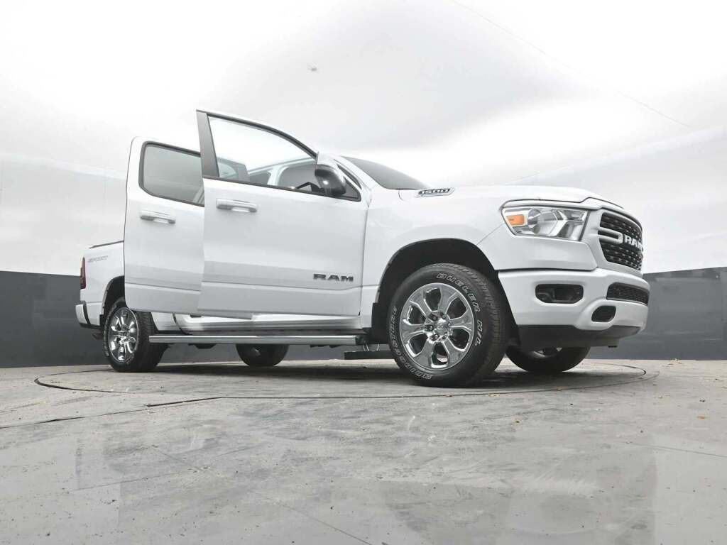 2023 Ram 1500 Big Horn Crew Cab 4x4 5'7" Box