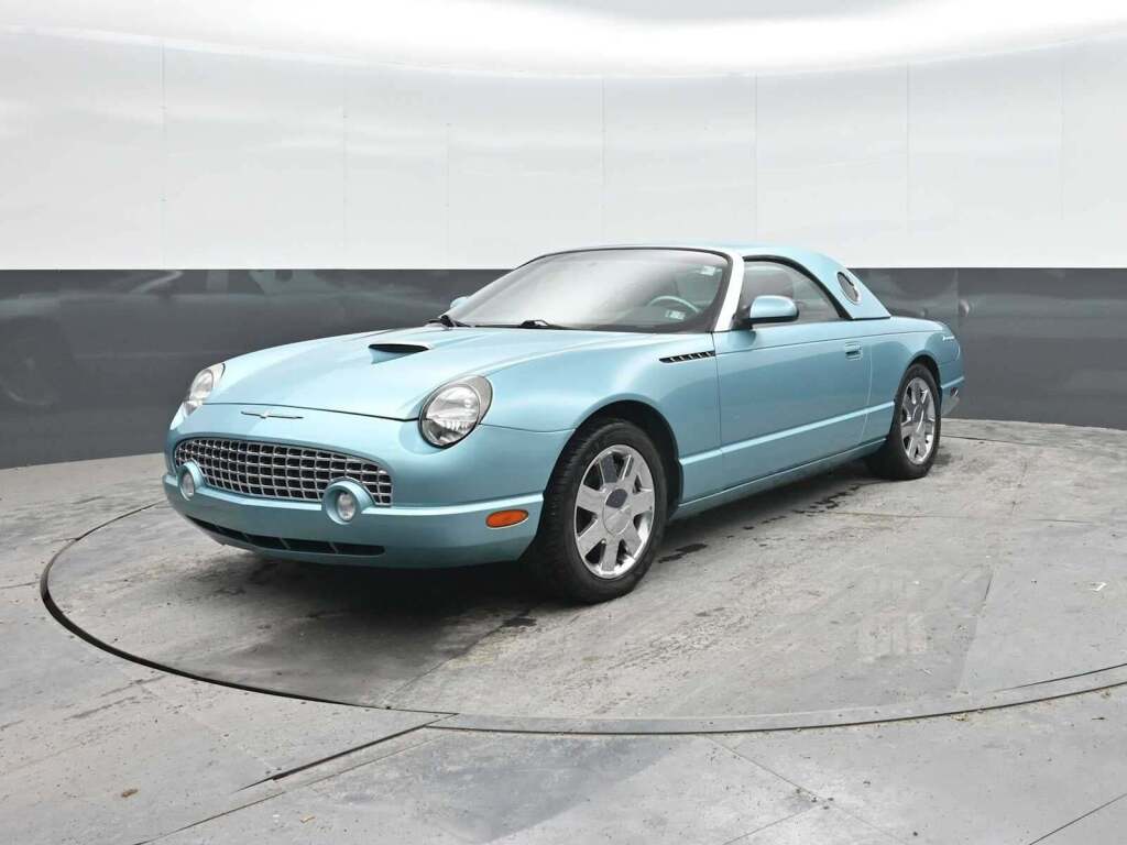 2002 Ford Thunderbird Deluxe