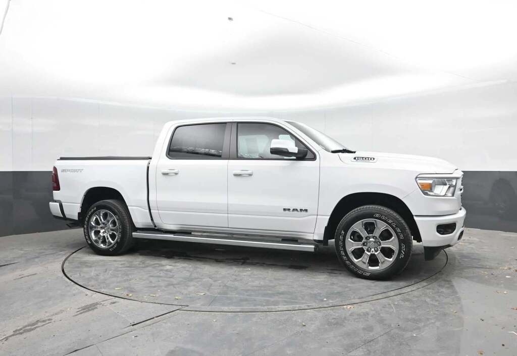 2023 Ram 1500 Big Horn Crew Cab 4x4 5'7" Box