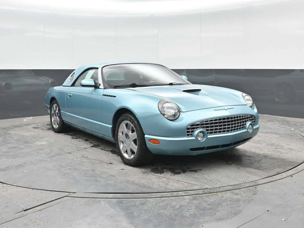 2002 Ford Thunderbird Deluxe