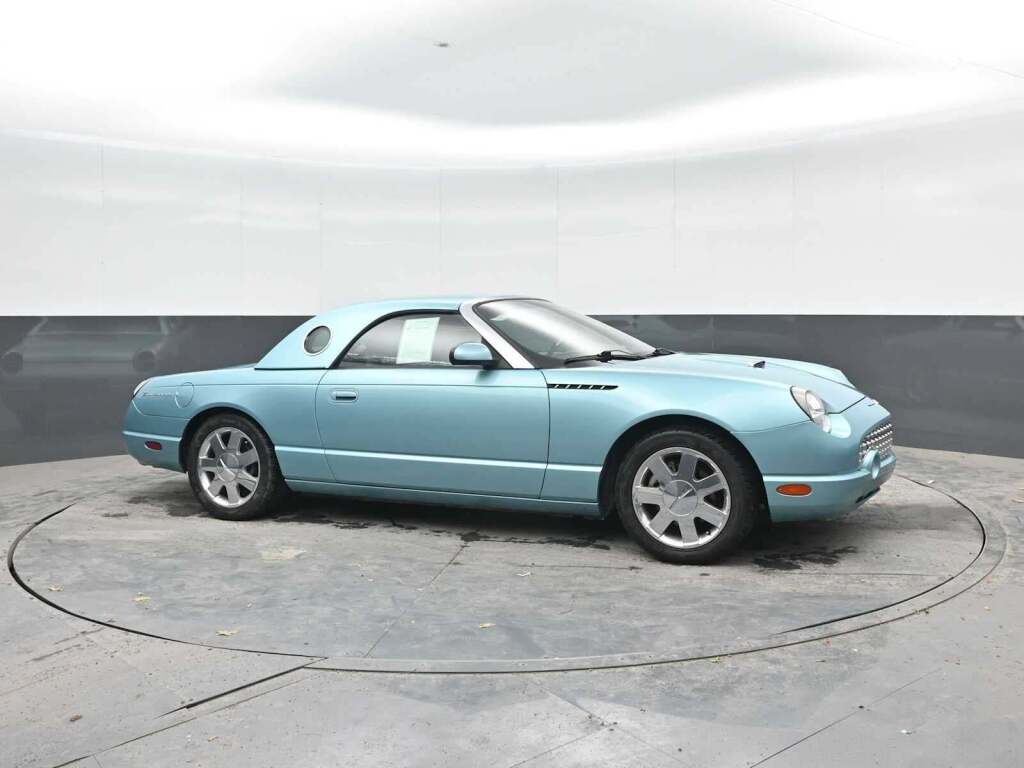 2002 Ford Thunderbird Deluxe
