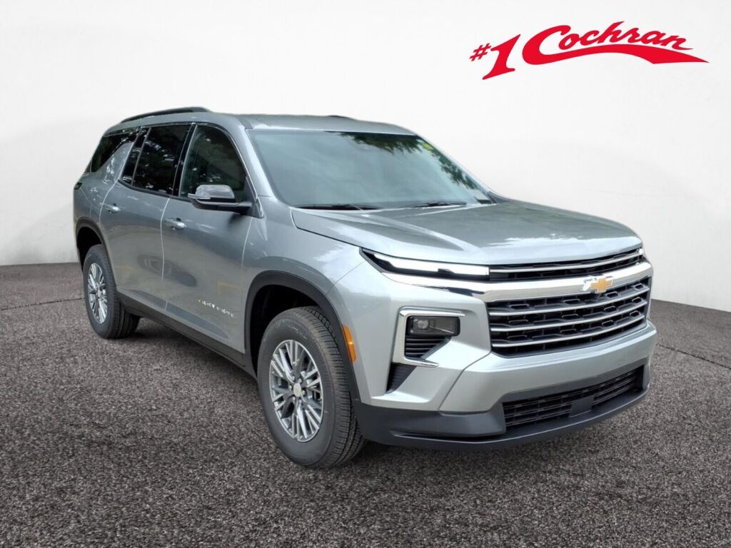 Sterling Gray Metallic 2027 Chevrolet Traverse SUV / Crossover Front-Wheel Drive 8-Speed Automatic