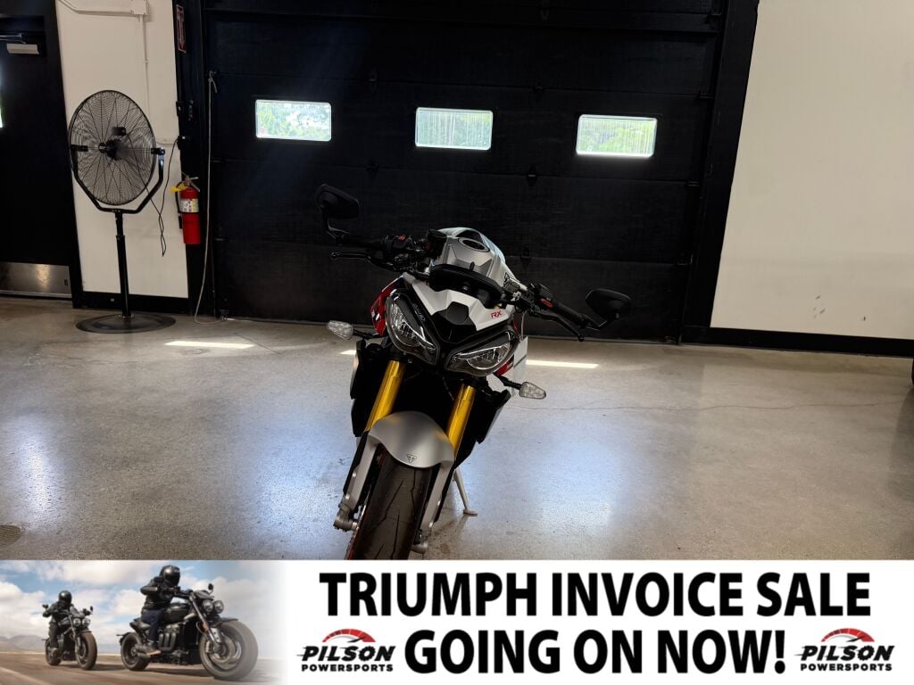2026 Triumph Street Triple 765 RX