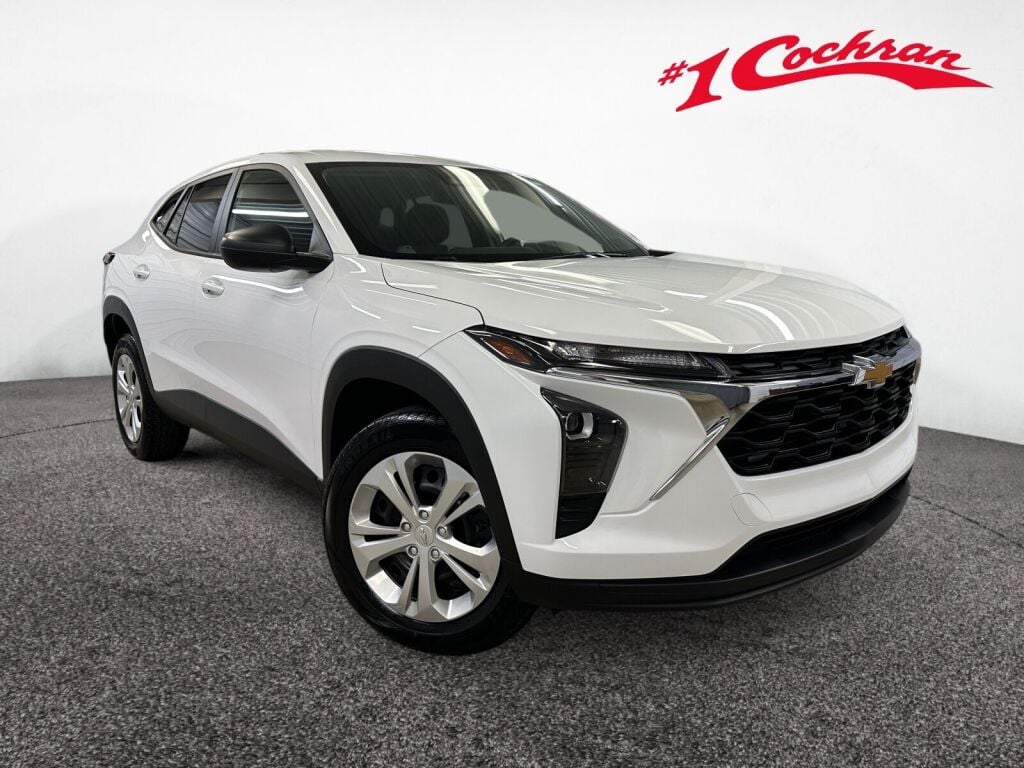 Summit White 2024 Chevrolet Trax SUV / Crossover Front-Wheel Drive 6-Speed Automatic