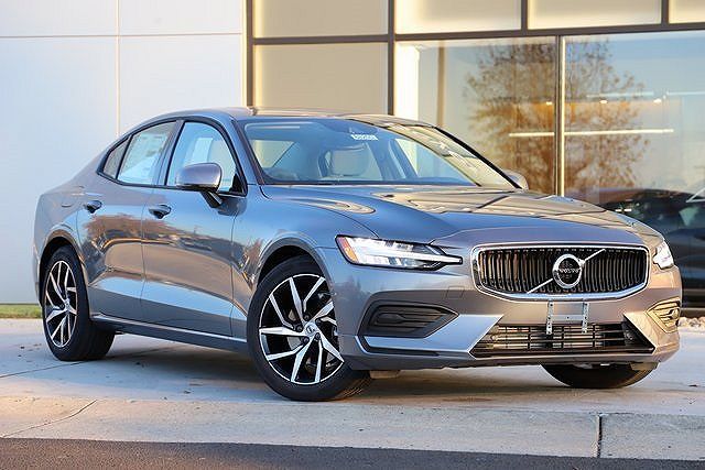 2020 Volvo S60 T5 Momentum