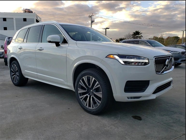 2020 Volvo XC90 T5 Momentum