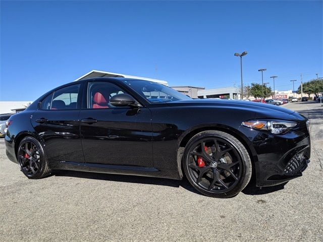 2020 Alfa Romeo Giulia Sport