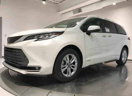 2021 Toyota Sienna Limited 7-Passenger