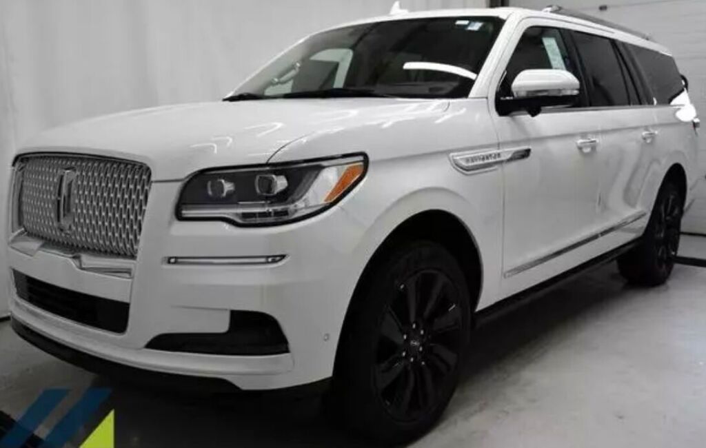 2022 Lincoln Navigator L Reserve