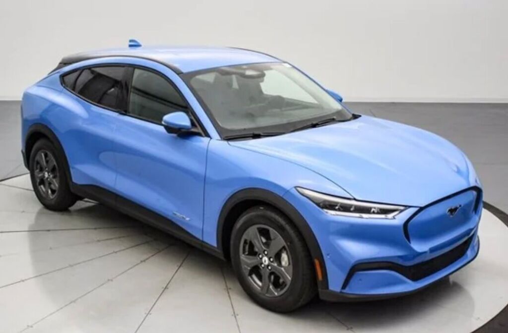 2022 Ford Mustang Mach-E Select