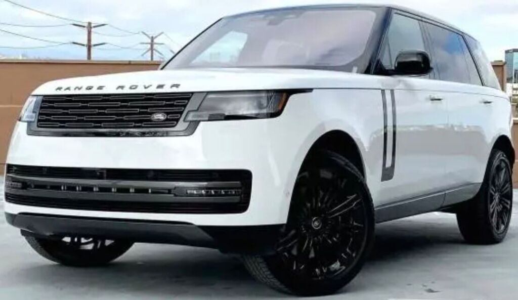 2022 Land Rover Range Rover P530 SE LWB