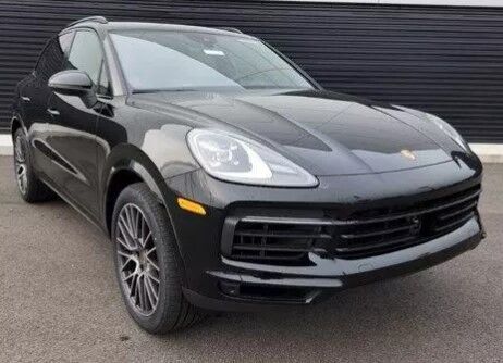 2022 Porsche Cayenne Base