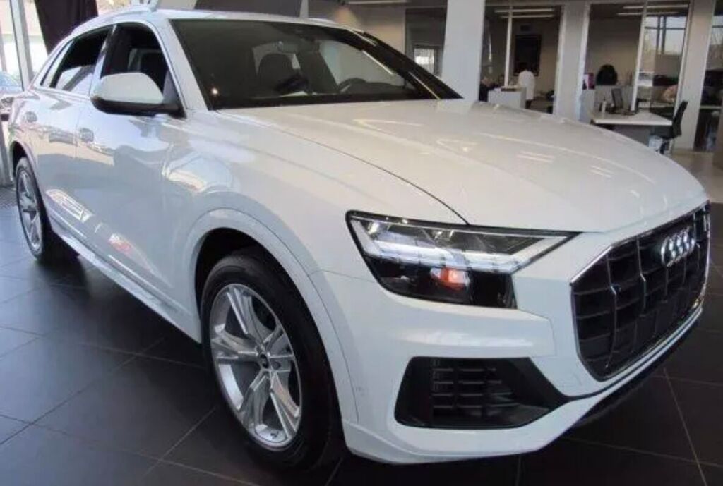 2022 Audi Q8 3.0T quattro Premium
