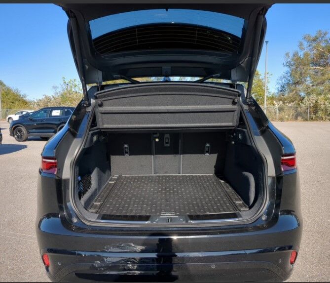 2026 Jaguar F-PACE P250 R-Dynamic S