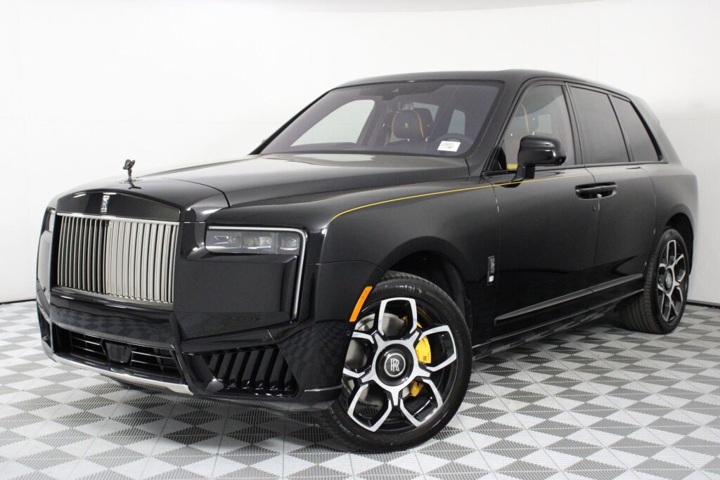 2026 Rolls-Royce Black Badge Cullinan Base