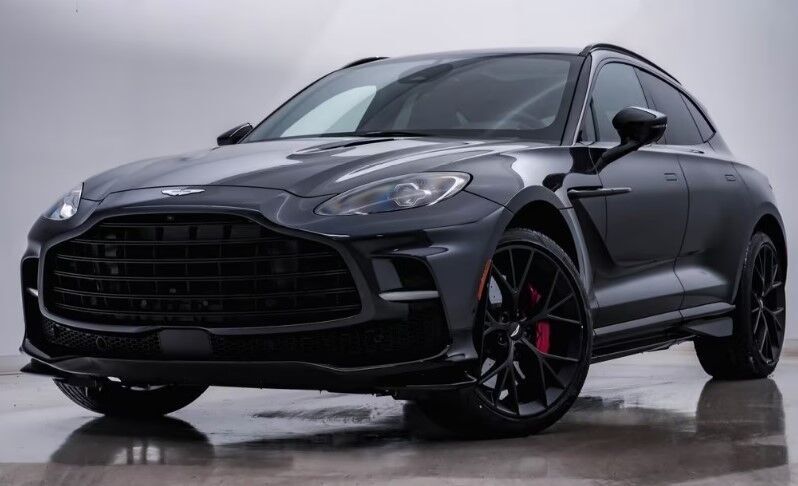 2025 Aston Martin DBX 707