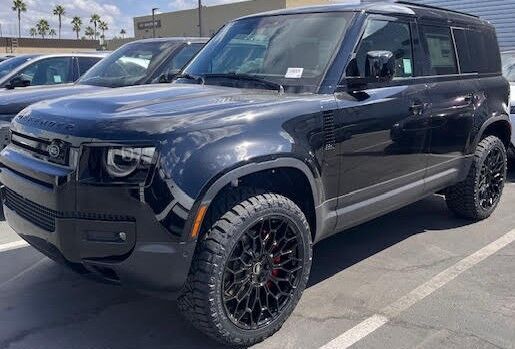 2026 Land Rover Defender 110 P300 S