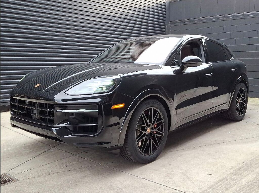 2026 Porsche Cayenne GTS Coupe