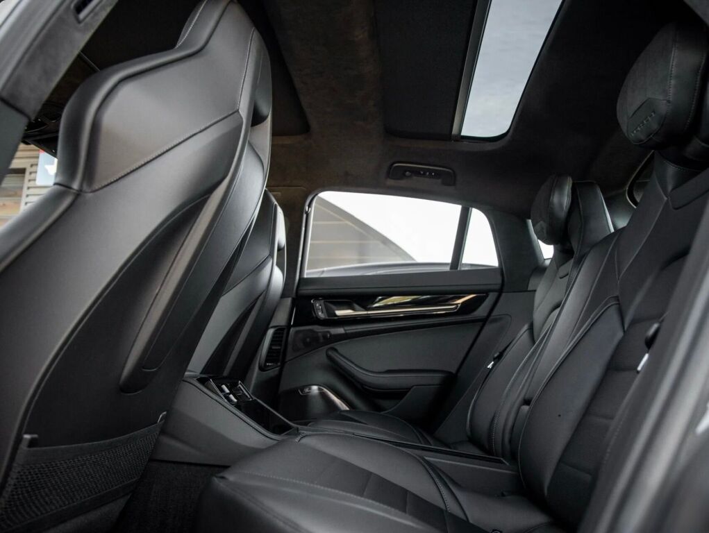 2026 Porsche Panamera GTS