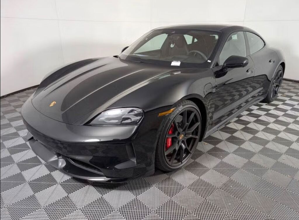 2026 Porsche Taycan GTS
