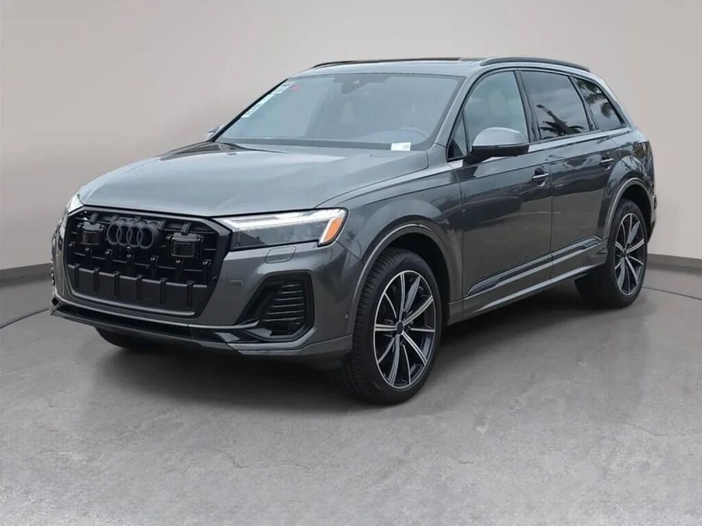 2026 Audi Q7 Premium Plus