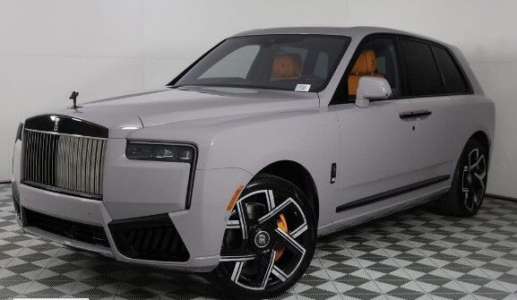 2026 Rolls-Royce Black Badge Cullinan Base