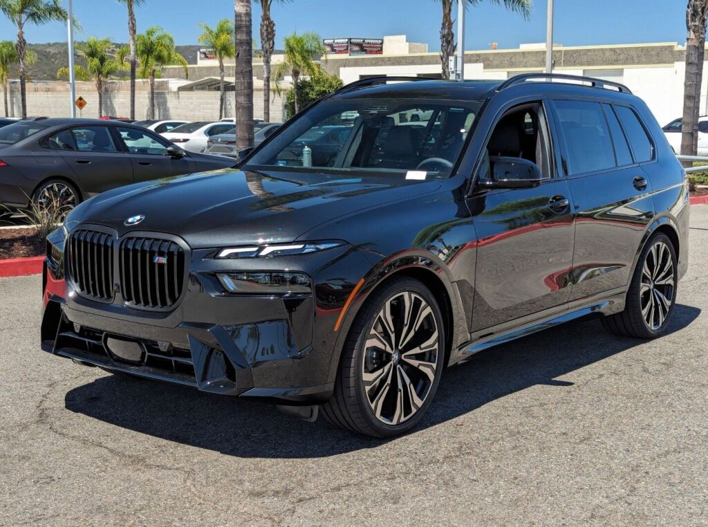 2026 BMW X7 M60i