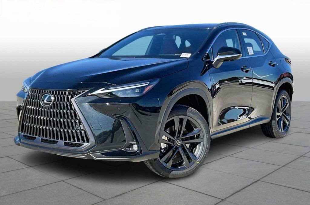 2026 Lexus NX 450h+ Luxury