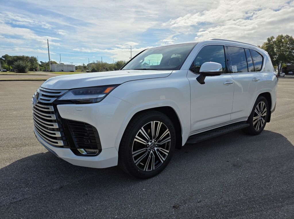2026 Lexus LX 600 Luxury