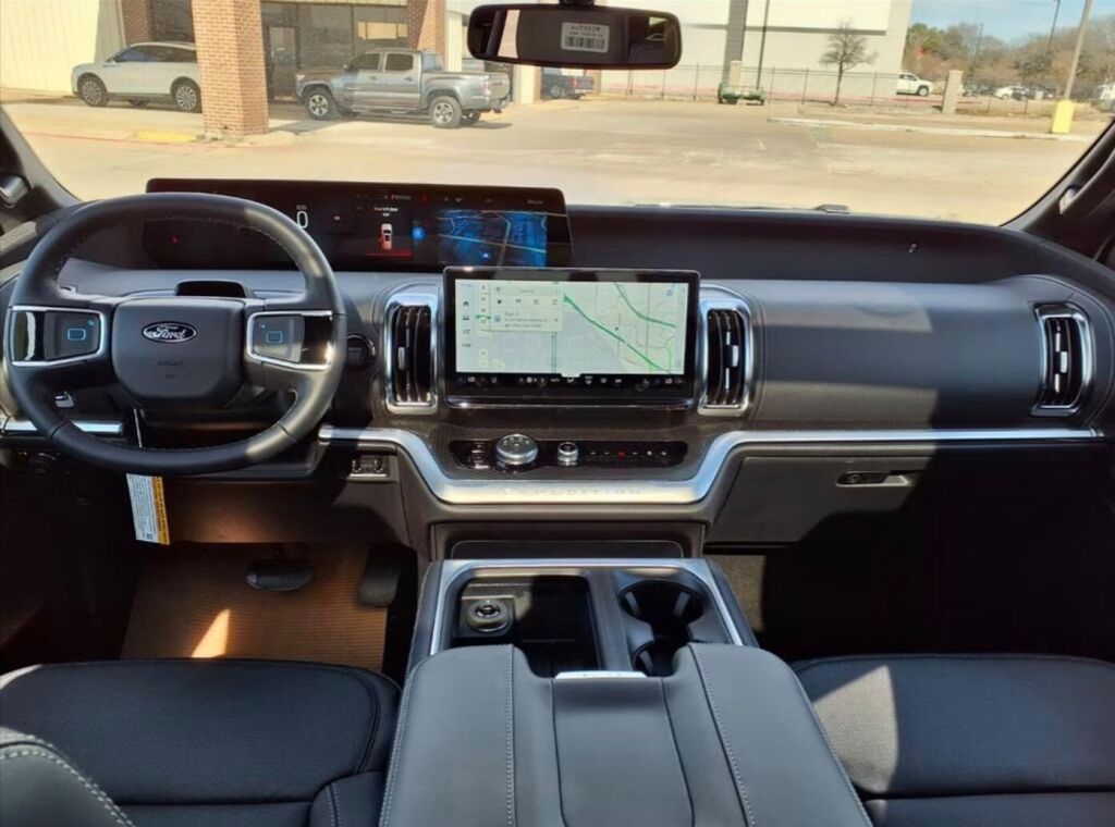 2026 Ford Expedition Platinum