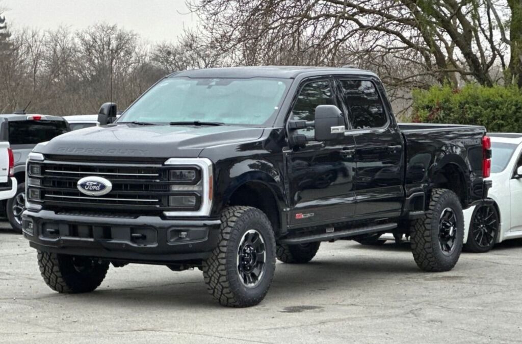 2026 Ford F-350 Super Duty Platinum