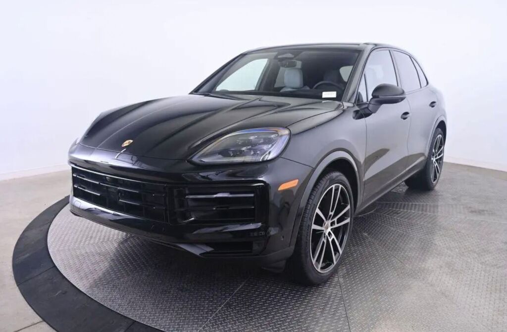 2026 Porsche Cayenne Base