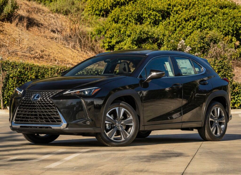 2026 Lexus UX 300h Base